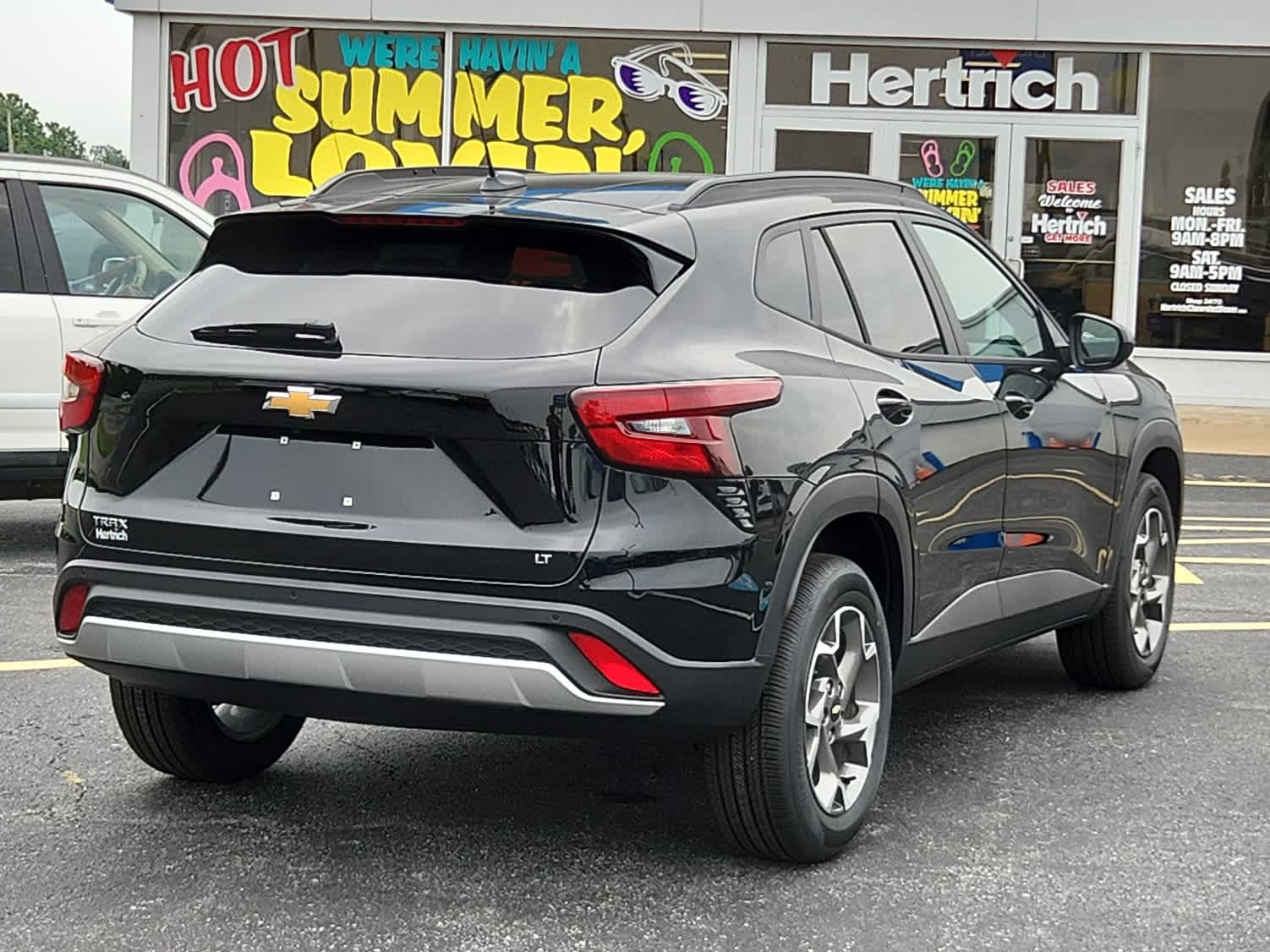 2025 Chevrolet Trax LT photo 3