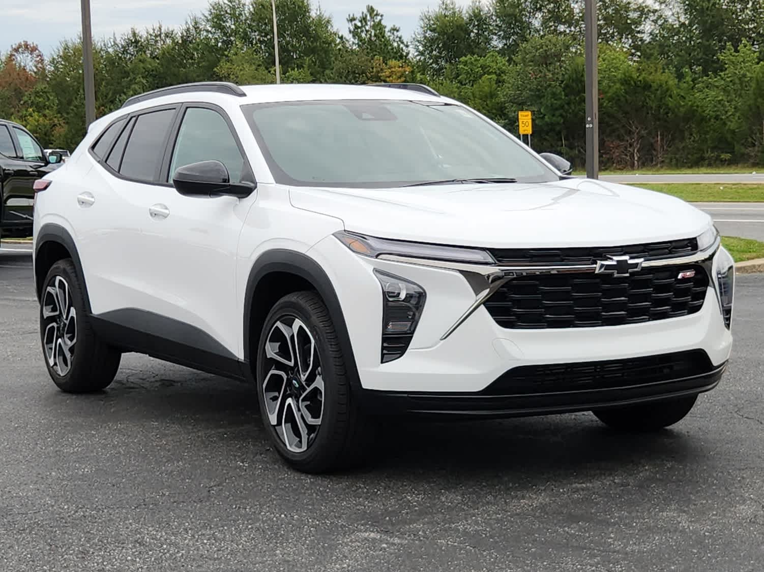 2026 Chevrolet Trax photo 2