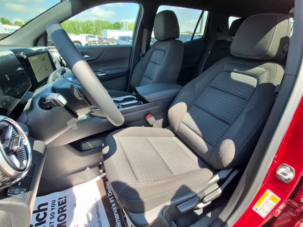 2026 Chevrolet Equinox LT - Photo 10