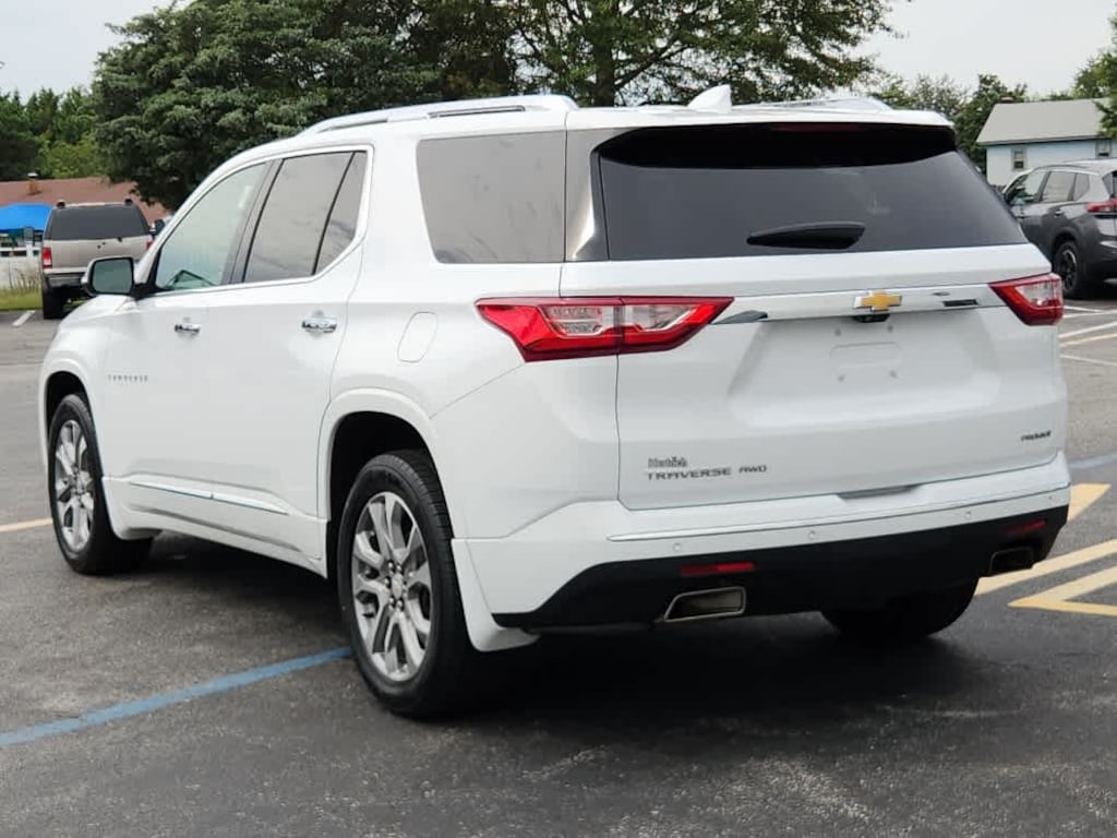 Used 2021 Chevrolet Traverse Premier SUV