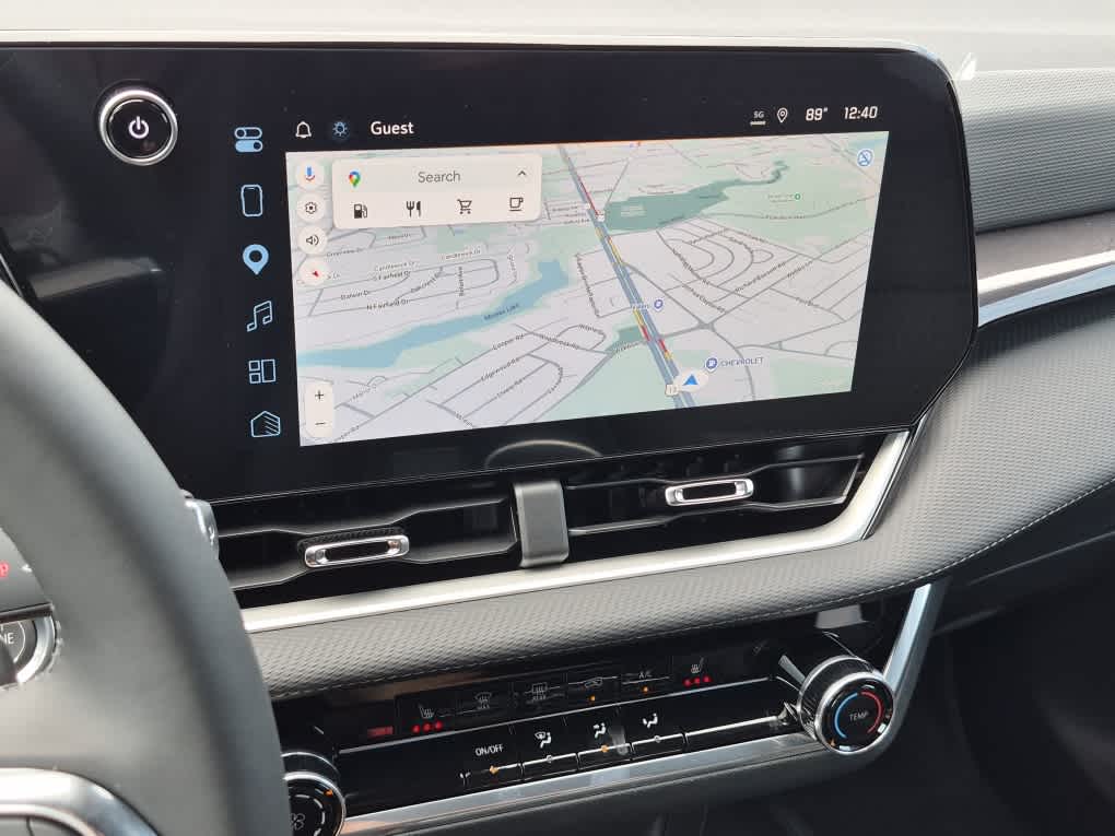 2027 Chevrolet Equinox LT - Photo 12