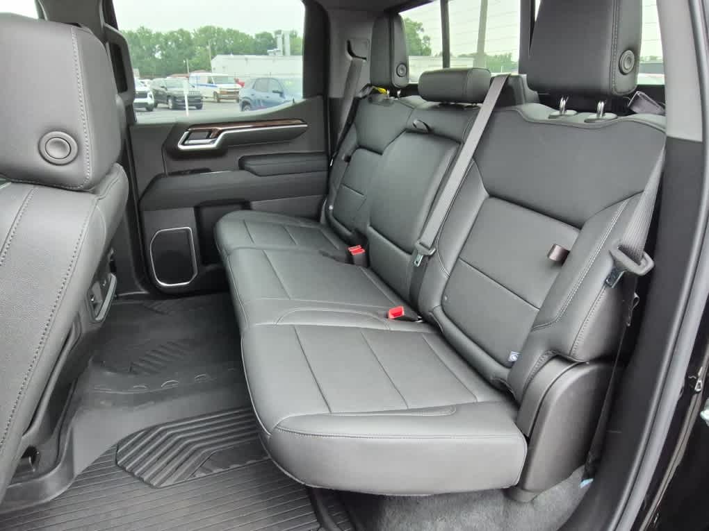 2026 Chevrolet Silverado 1500 RST - Photo 7