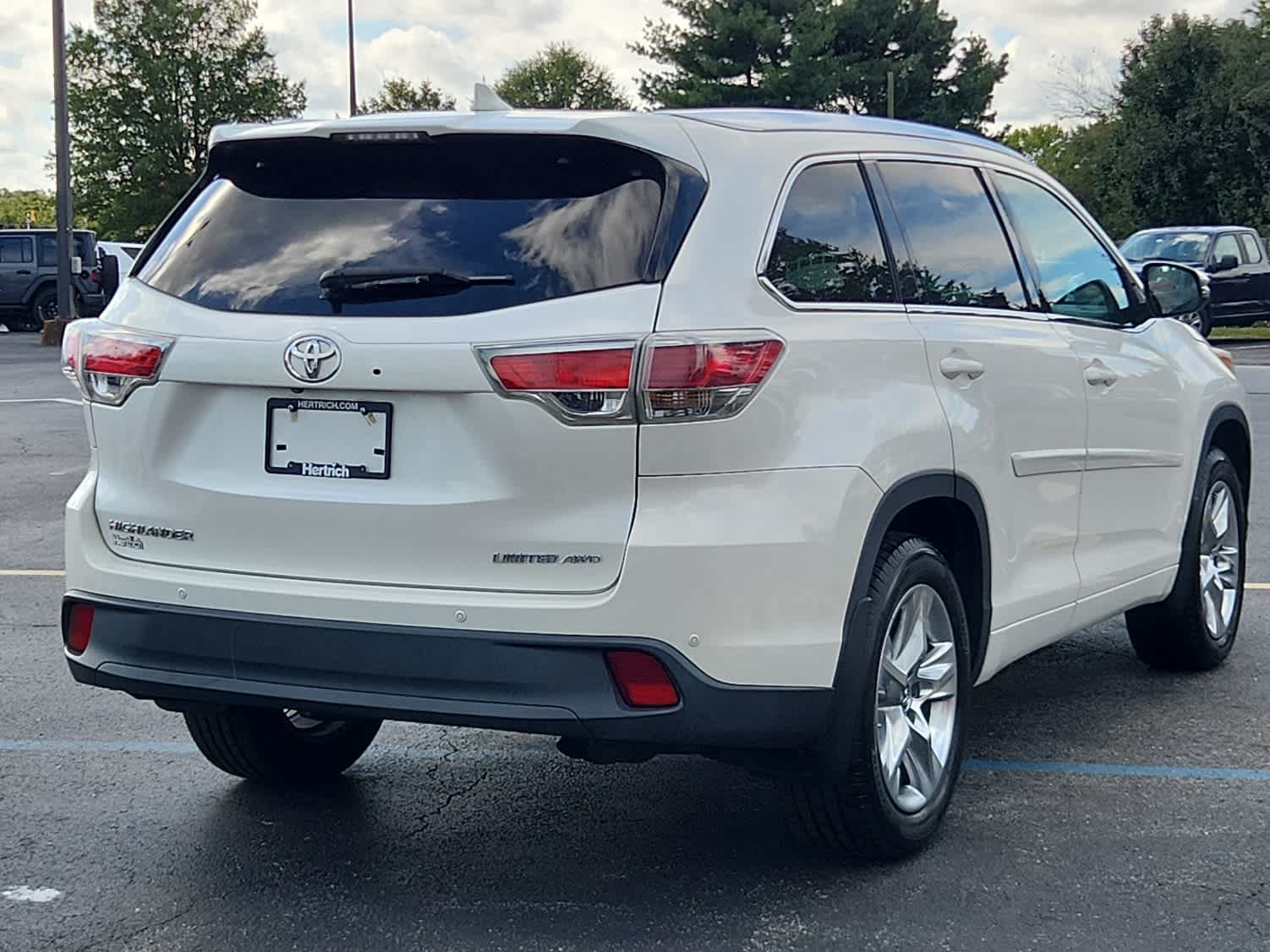 2016 Toyota Highlander Limited photo 3