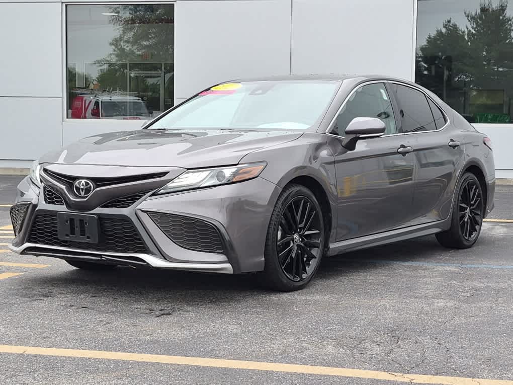 Gray 2021 Toyota Camry Sedan Front-Wheel Drive Automatic
