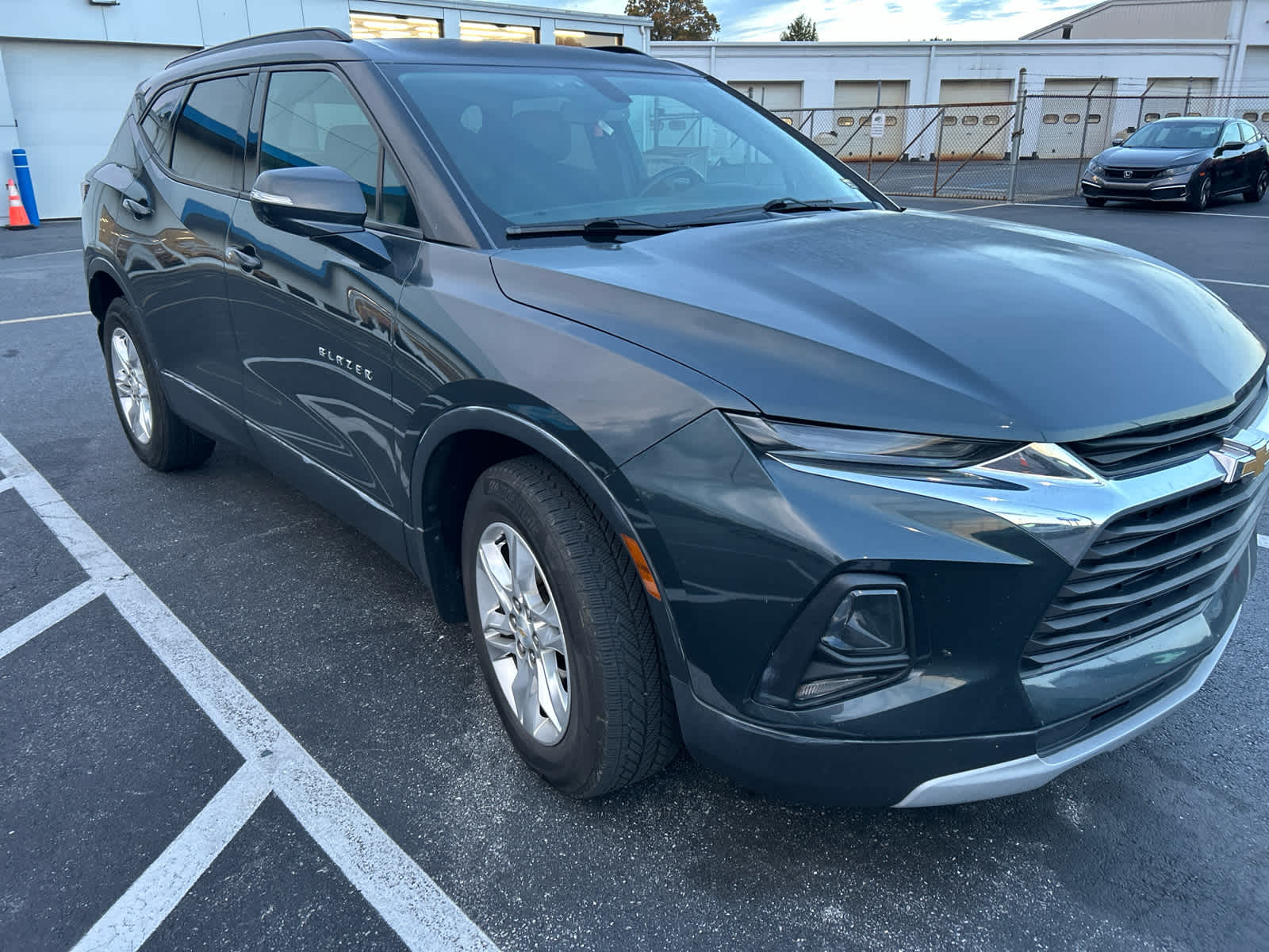 2019 Chevrolet Blazer 2LT photo 2