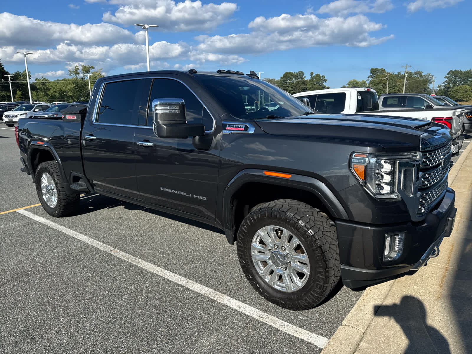 2020 Gmc Sierra 2500 HD Denali photo 3