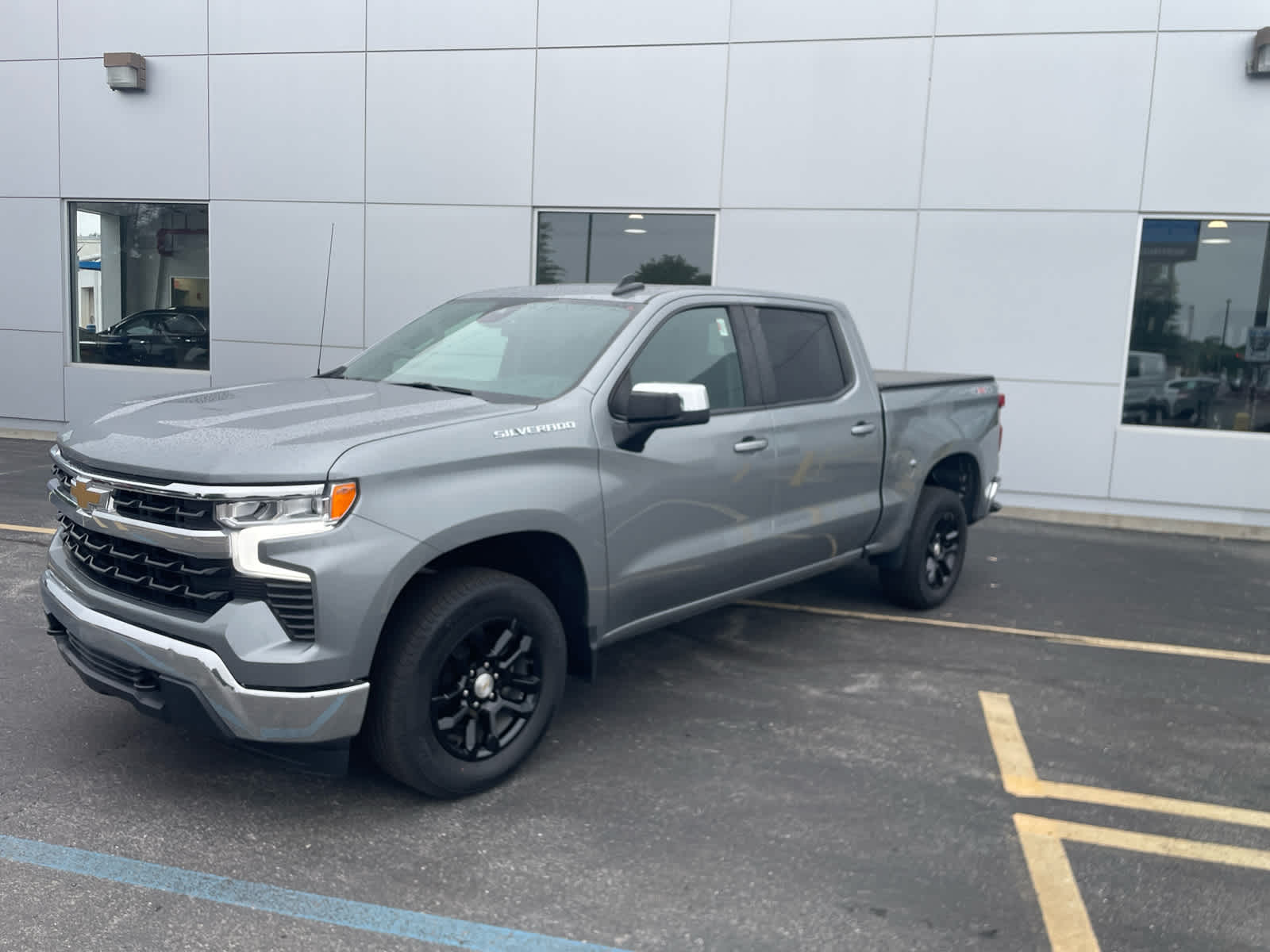 2023 Chevrolet Silverado 1500 LT 2FL 4X4 Crew Cab Short Box's photo