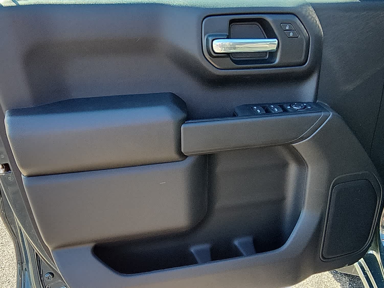 2026 Chevrolet Silverado 1500 Custom Trail Boss - Photo 9