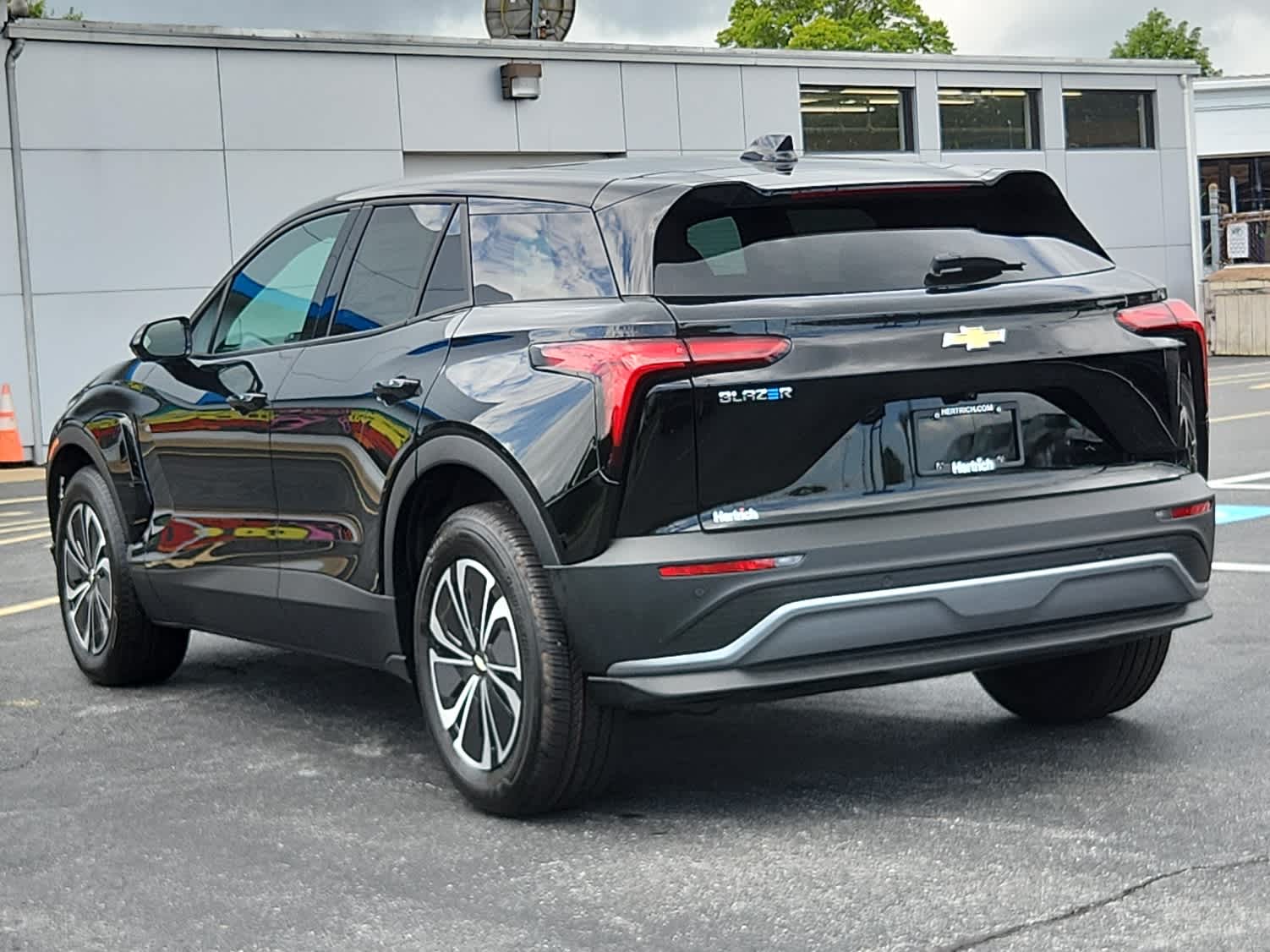 2025 Chevrolet Blazer EV photo 4