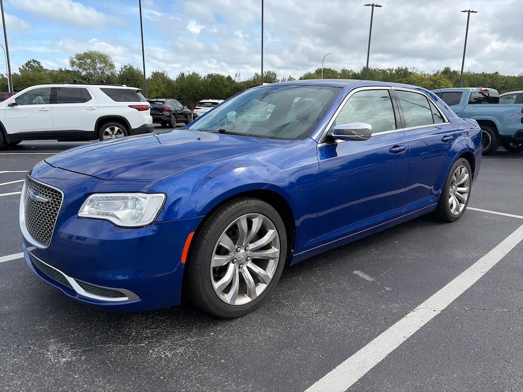 Used 2018 Chrysler 300 Touring