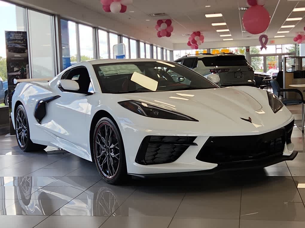 2026 Chevrolet Corvette Stingray 3LT photo 2