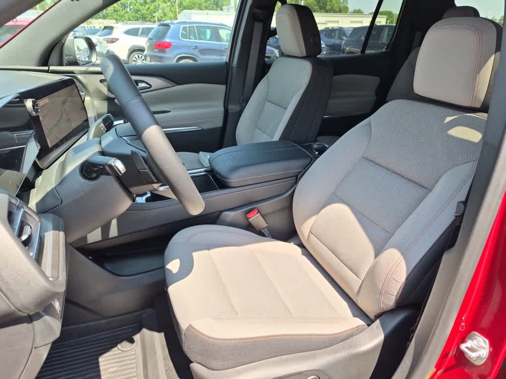2026 Chevrolet Traverse LT - Photo 12