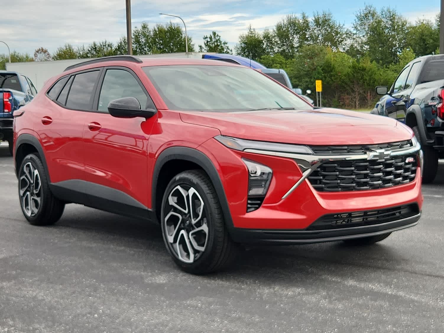 2026 Chevrolet Trax photo 2