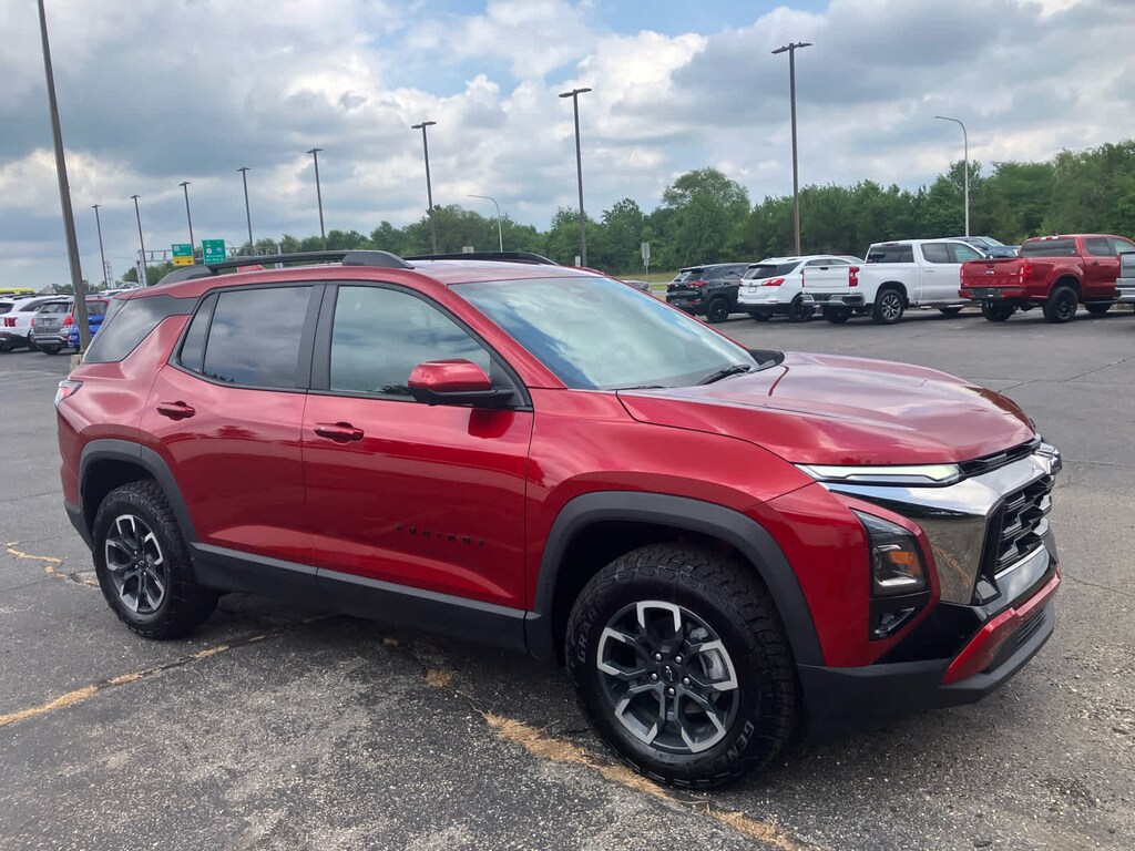 Used 2025 Chevrolet Equinox Activ SUV