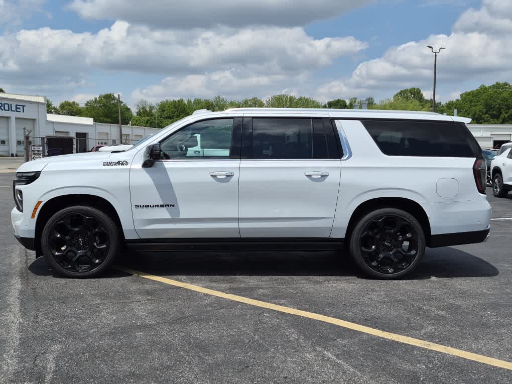 2026 Chevrolet Suburban High Country - Photo 5
