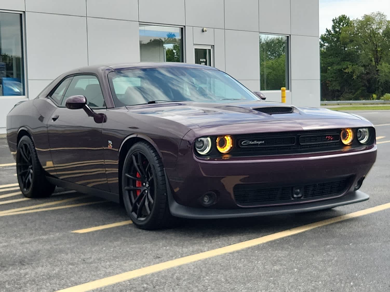2022 Dodge Challenger R/T Scat Pack photo 2