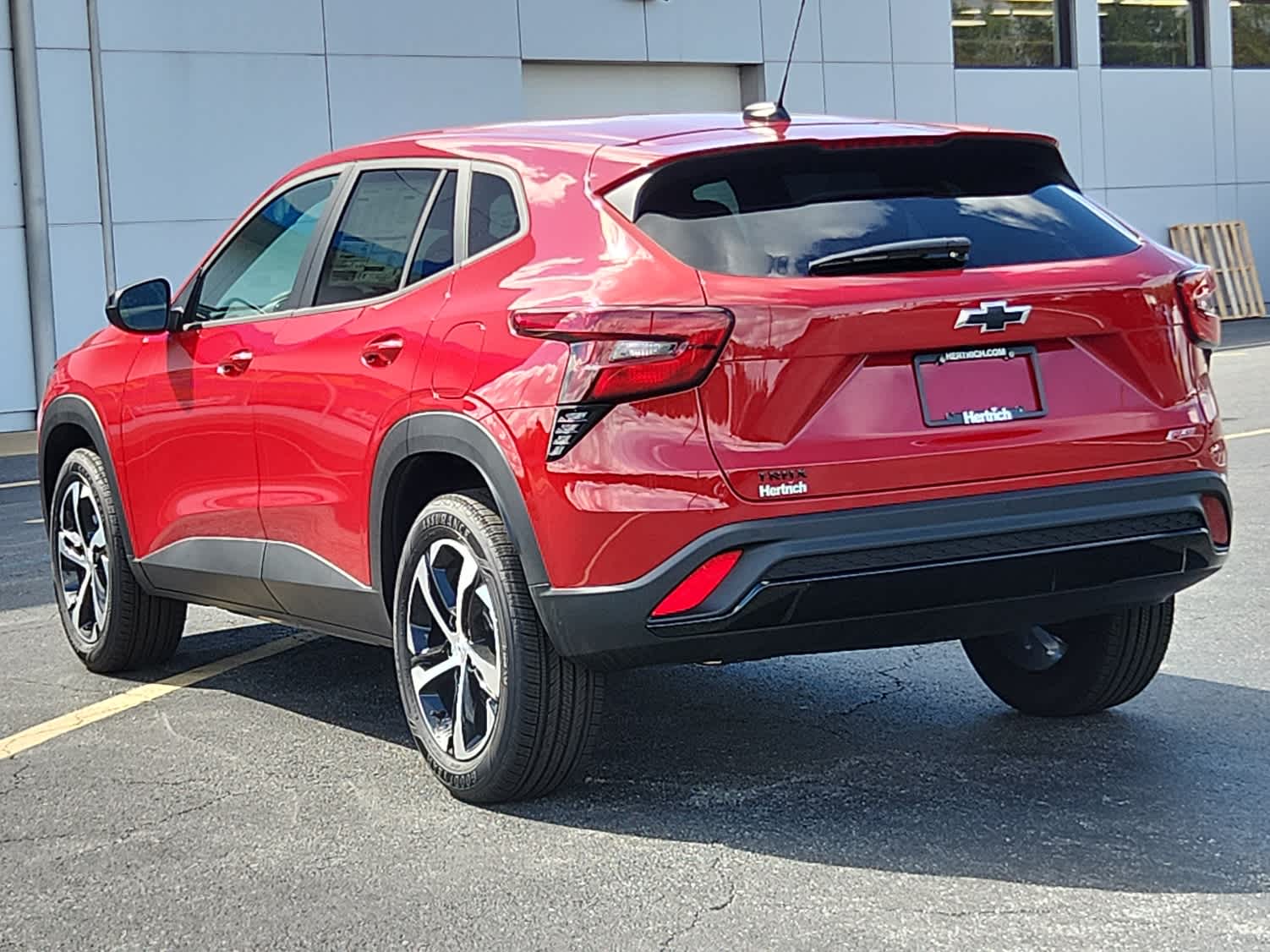 2026 Chevrolet Trax photo 2