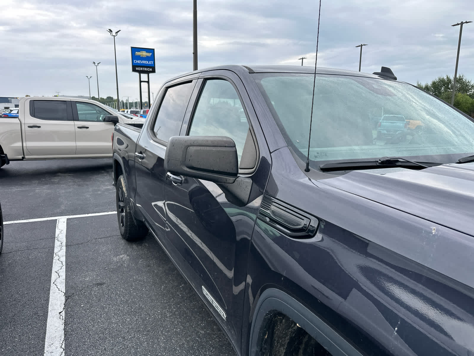 2022 Gmc Sierra 1500 Elevation photo 2