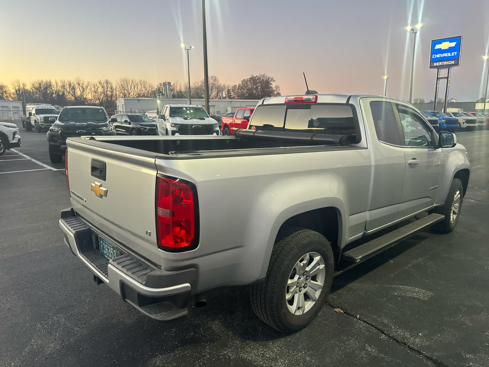 2018 Chevrolet Colorado LT photo 4
