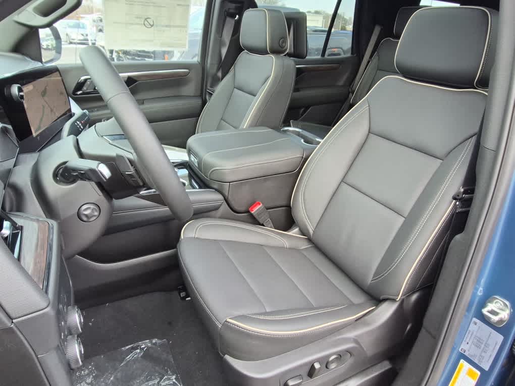 2026 Chevrolet Tahoe Premier - Photo 13