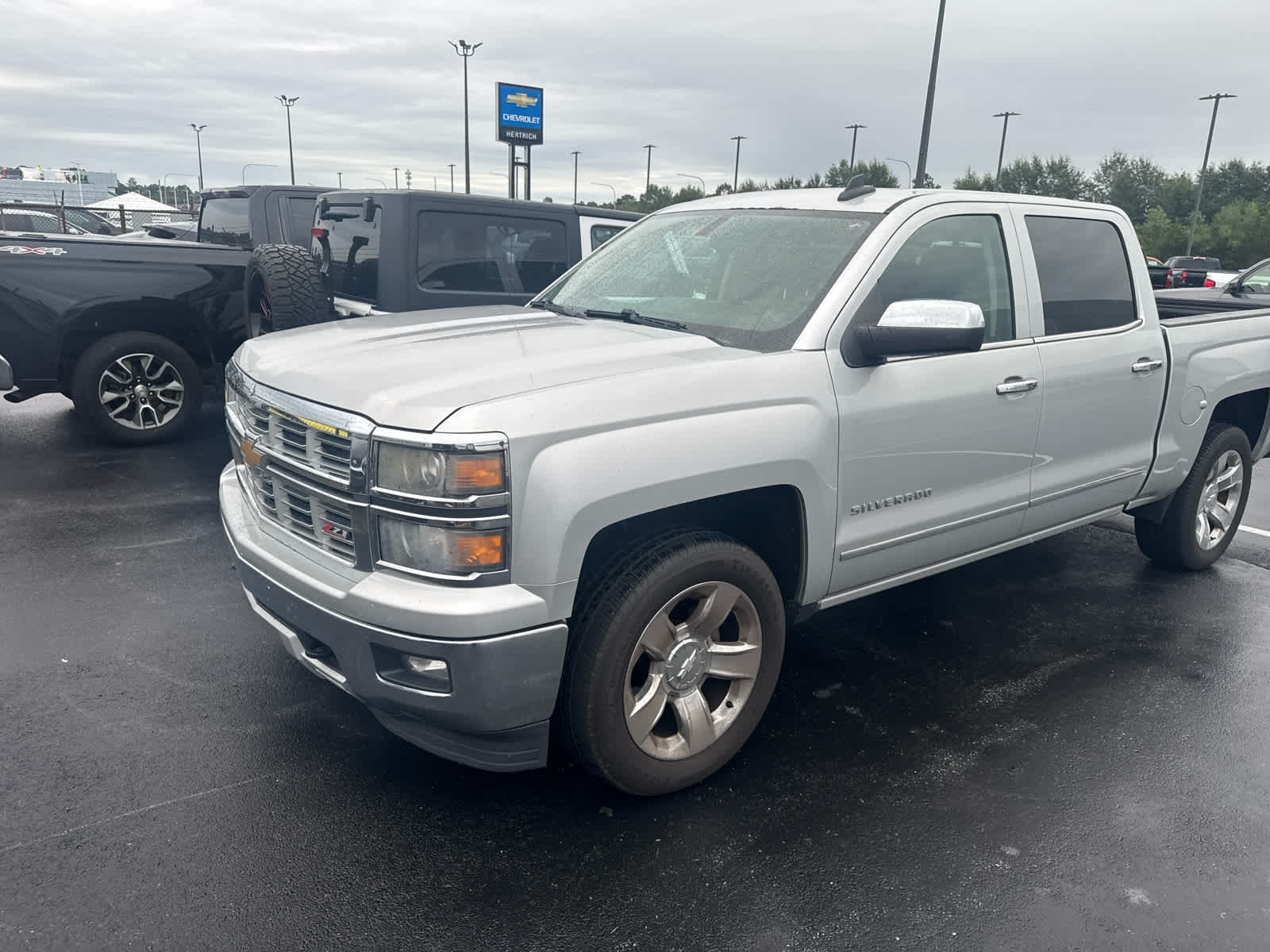2015 Chevrolet Silverado 1500 LTZ photo 4