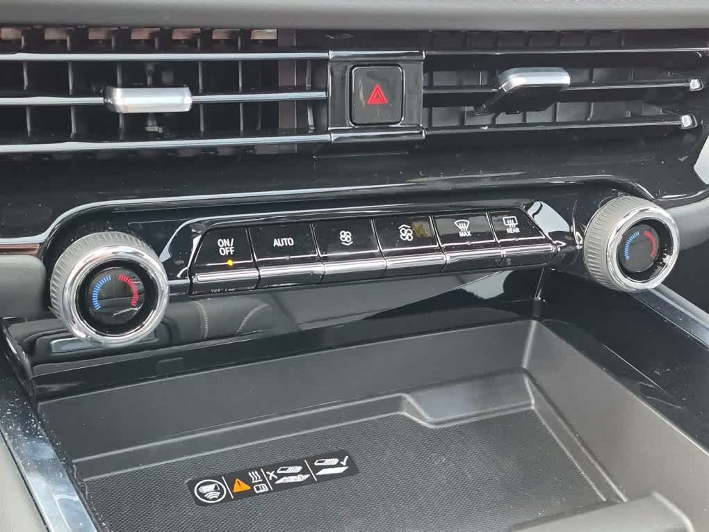 2026 Chevrolet Tahoe Premier - Photo 18