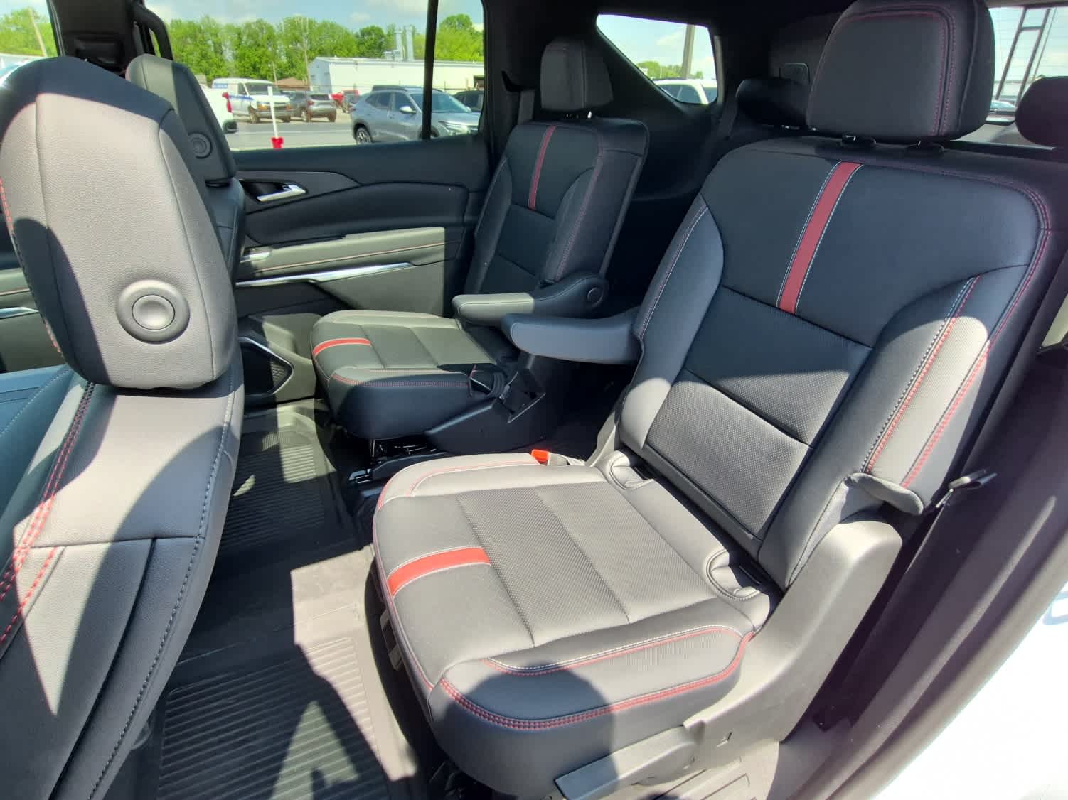 2026 Chevrolet Traverse RS - Photo 8