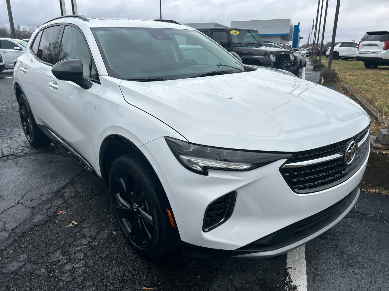 2022 Buick Envision Preferred photo 2