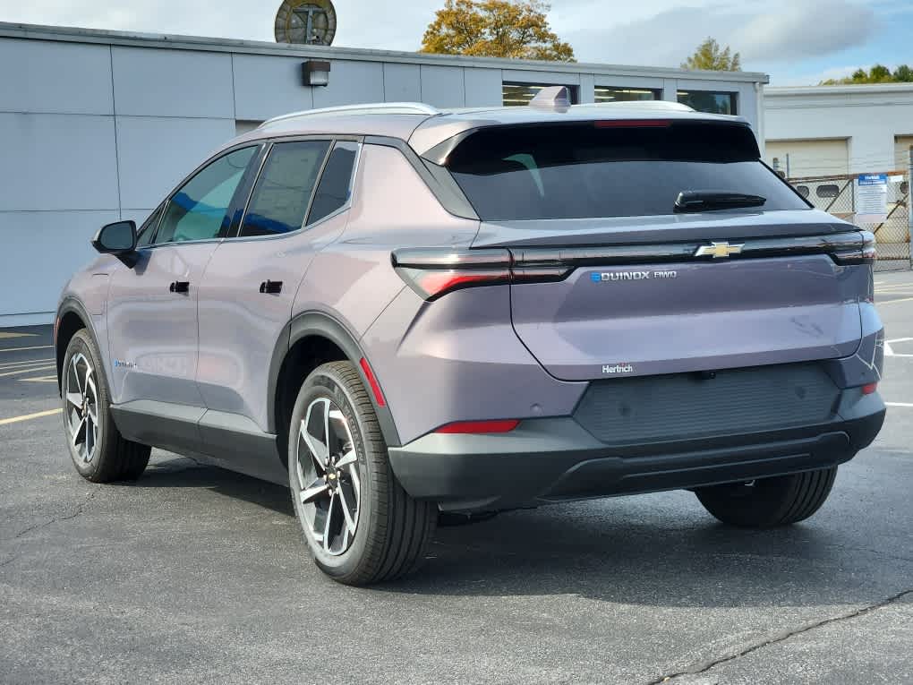 2026 Chevrolet Equinox EV 1LT photo 4