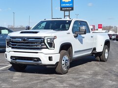 2026 Chevrolet Silverado 3500 HD High Country DRW Truck
