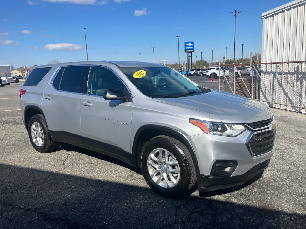 Used 2021 Chevrolet Traverse LS SUV