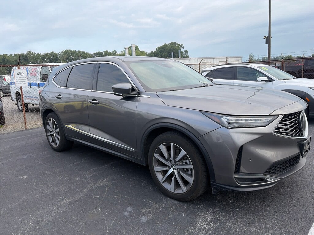 Used 2025 Acura MDX w/Technology Package