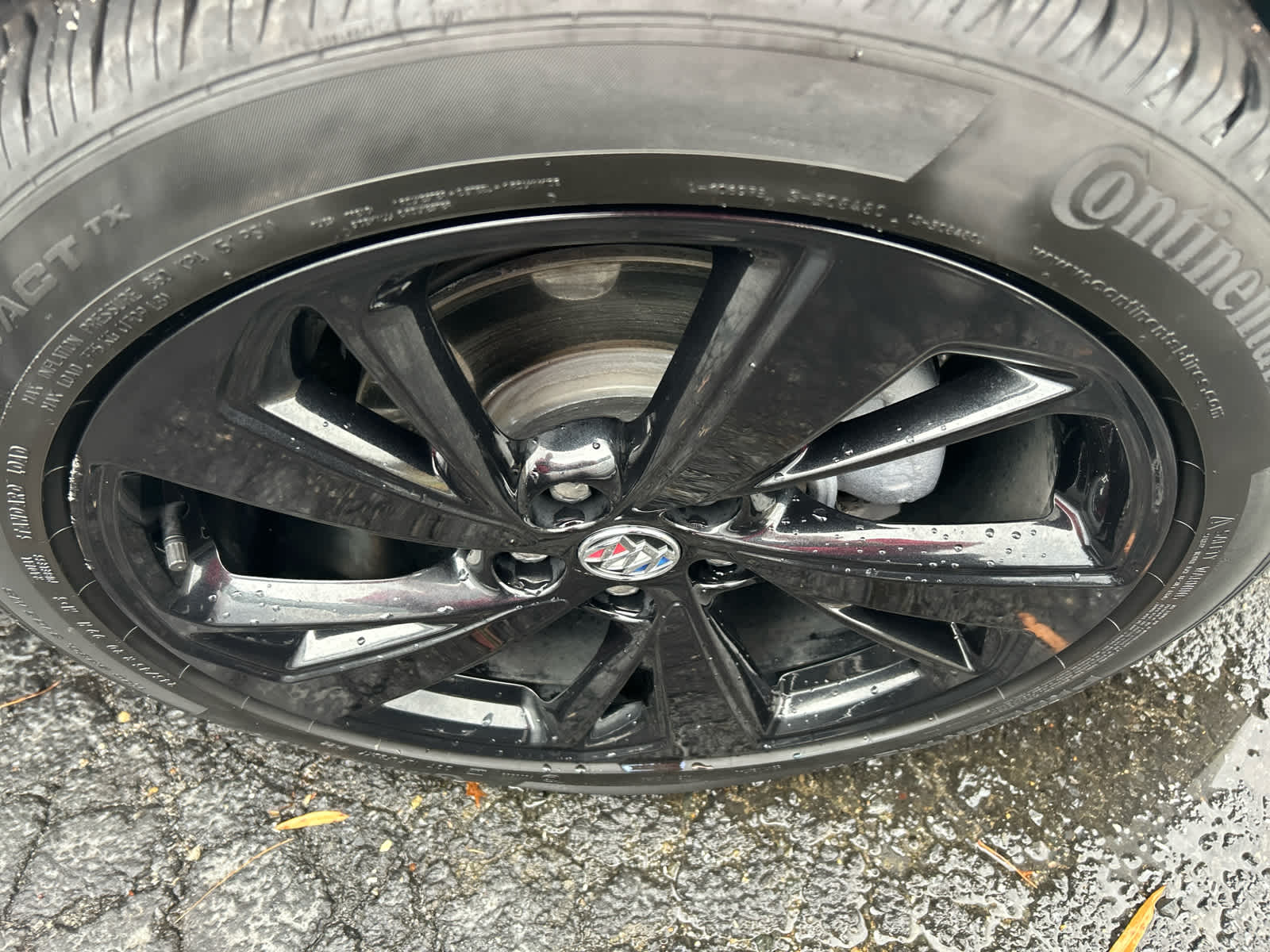 2022 Buick Envision Preferred photo 3