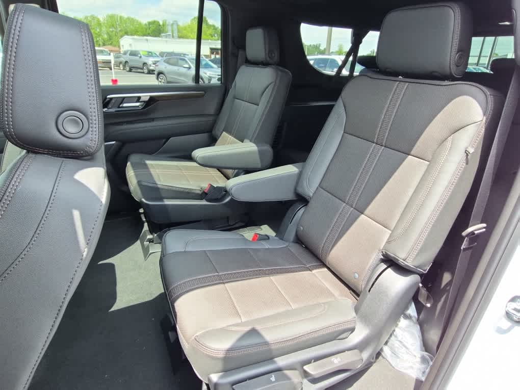 2026 Chevrolet Suburban High Country - Photo 8