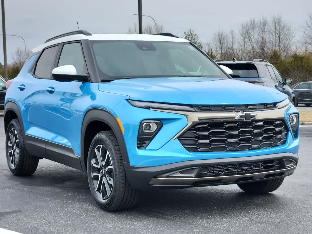 2025 Chevrolet Trailblazer ACTIV photo 2