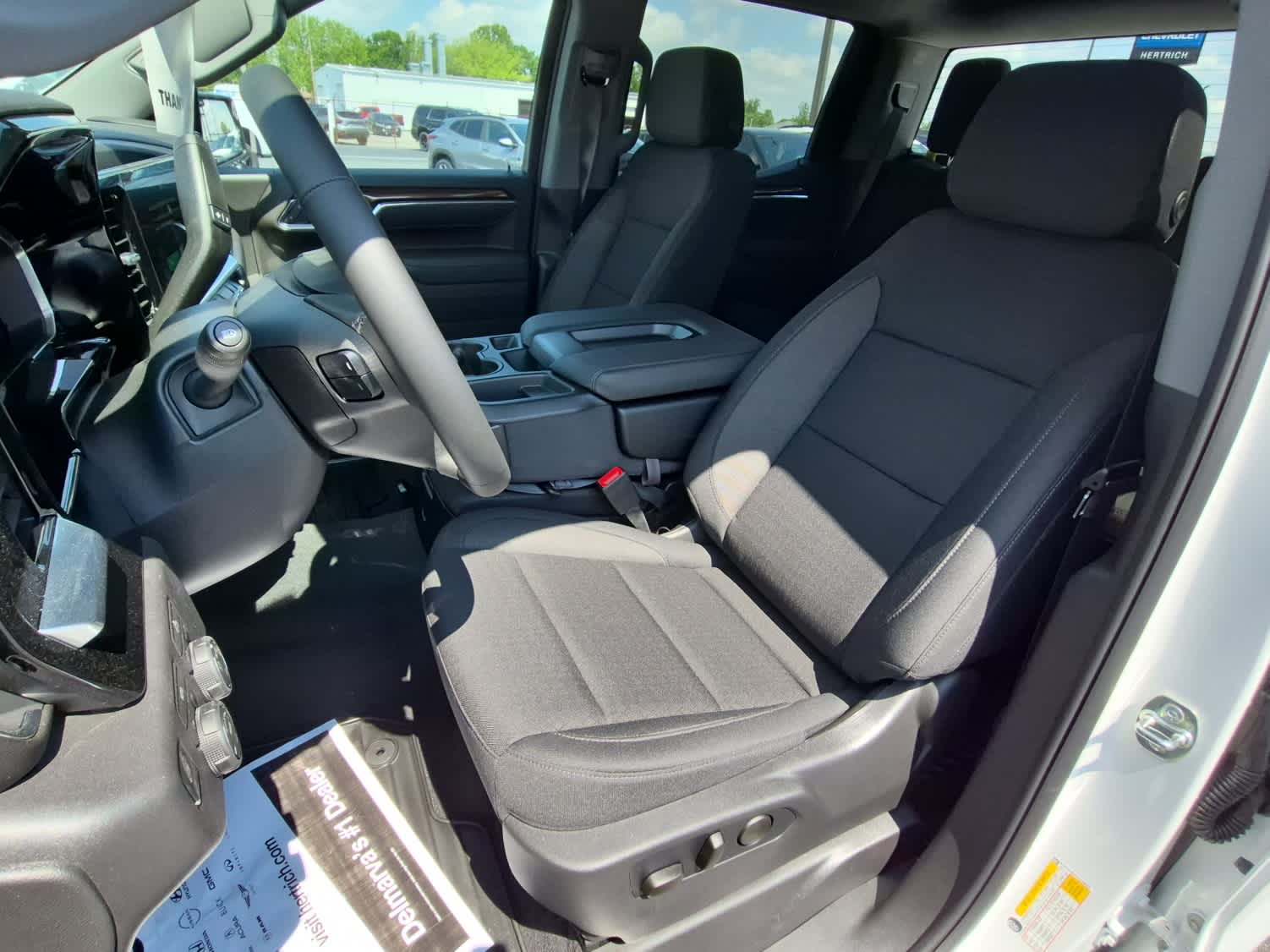 2026 Chevrolet Silverado 1500 LT - Photo 10