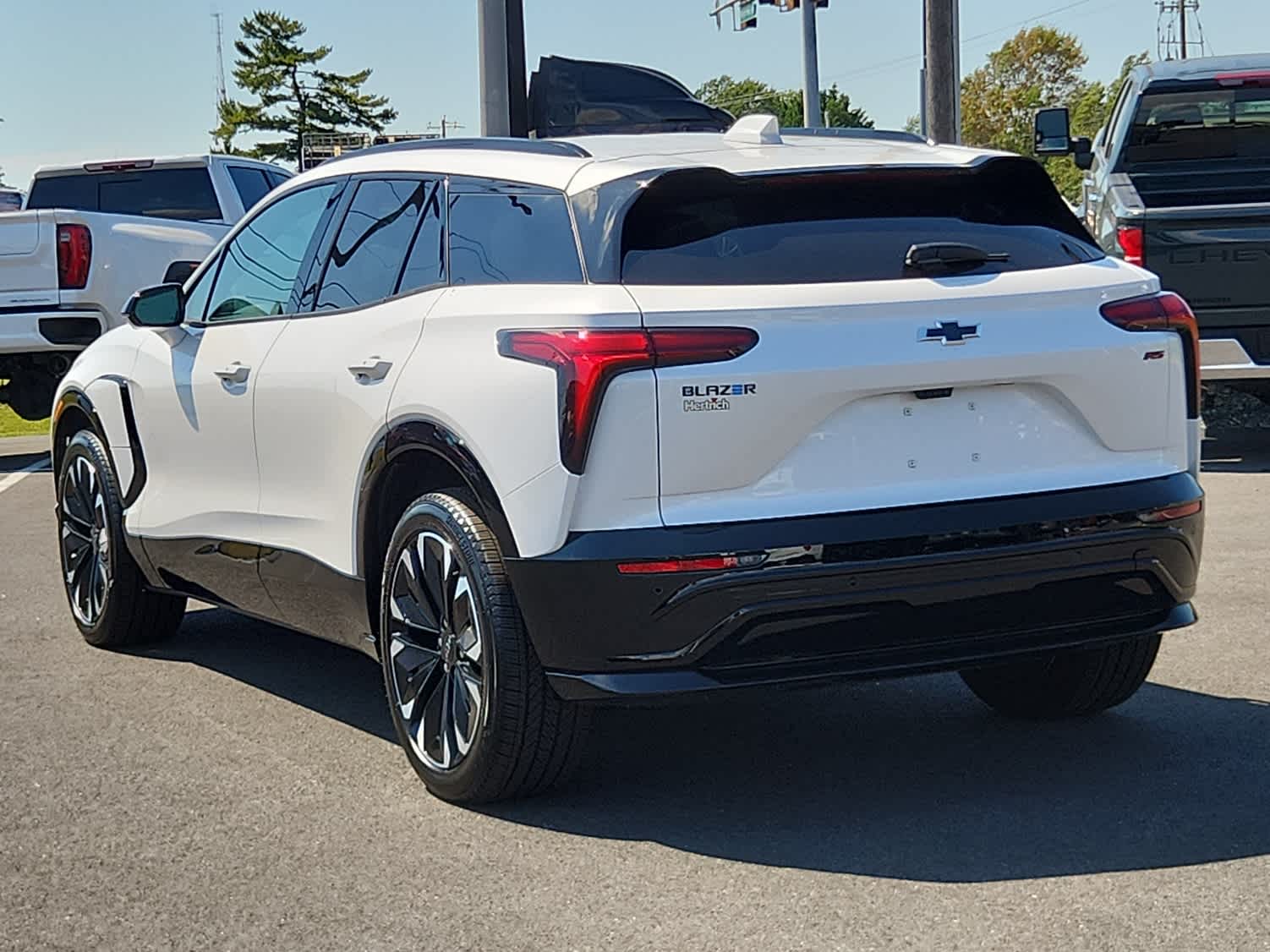 2025 Chevrolet Blazer EV RS photo 2