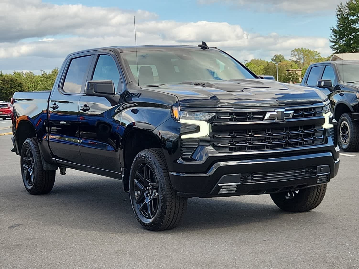 2026 Chevrolet Silverado 1500 LT Trail Boss photo 2