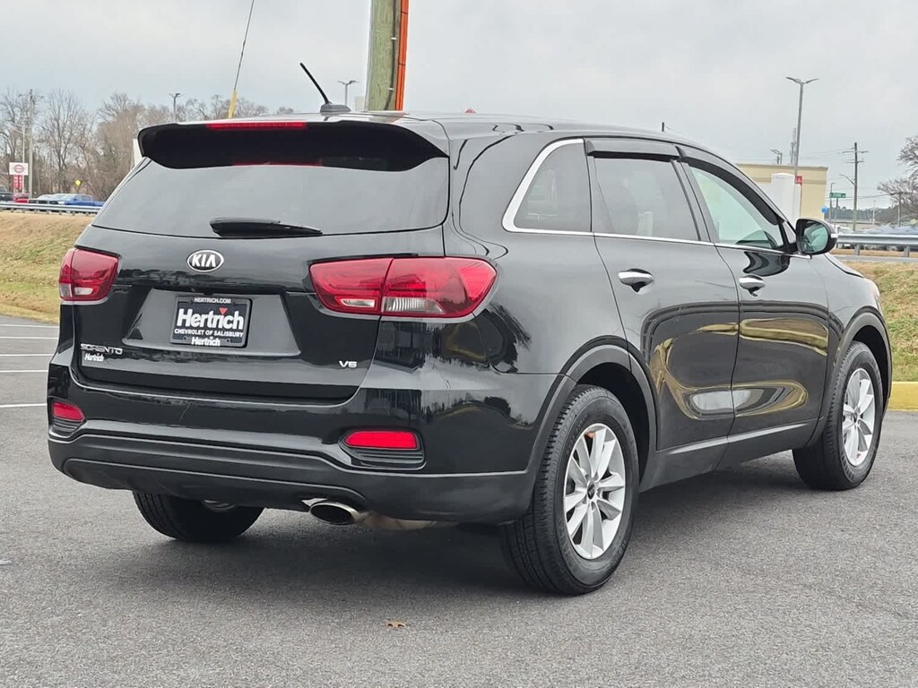 Used 2020 Kia Sorento LX V6