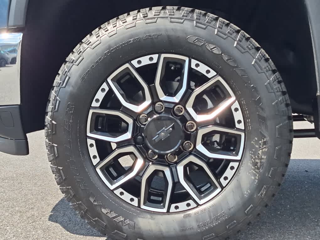 2026 Chevrolet Silverado 3500 HD LT - Photo 6