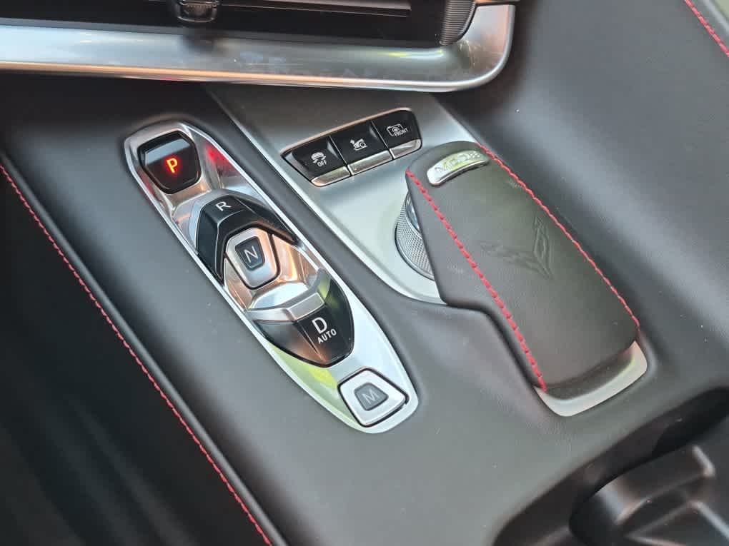 2025 Chevrolet Corvette 3LT - Photo 10