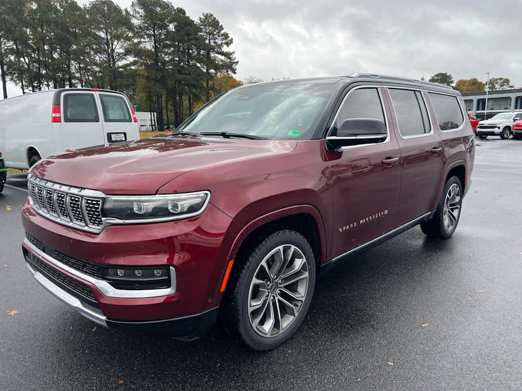 2023 Jeep Grand Wagoneer L III photo 2