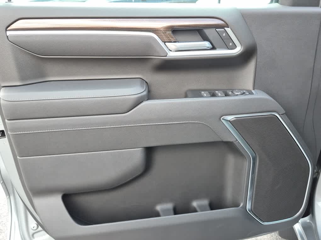 2026 Chevrolet Silverado 1500 LT - Photo 9