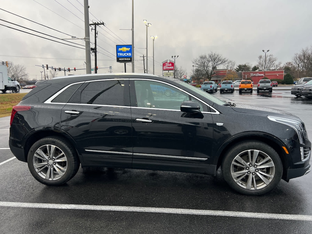 Used 2022 CADILLAC XT5 Premium Luxury SUV