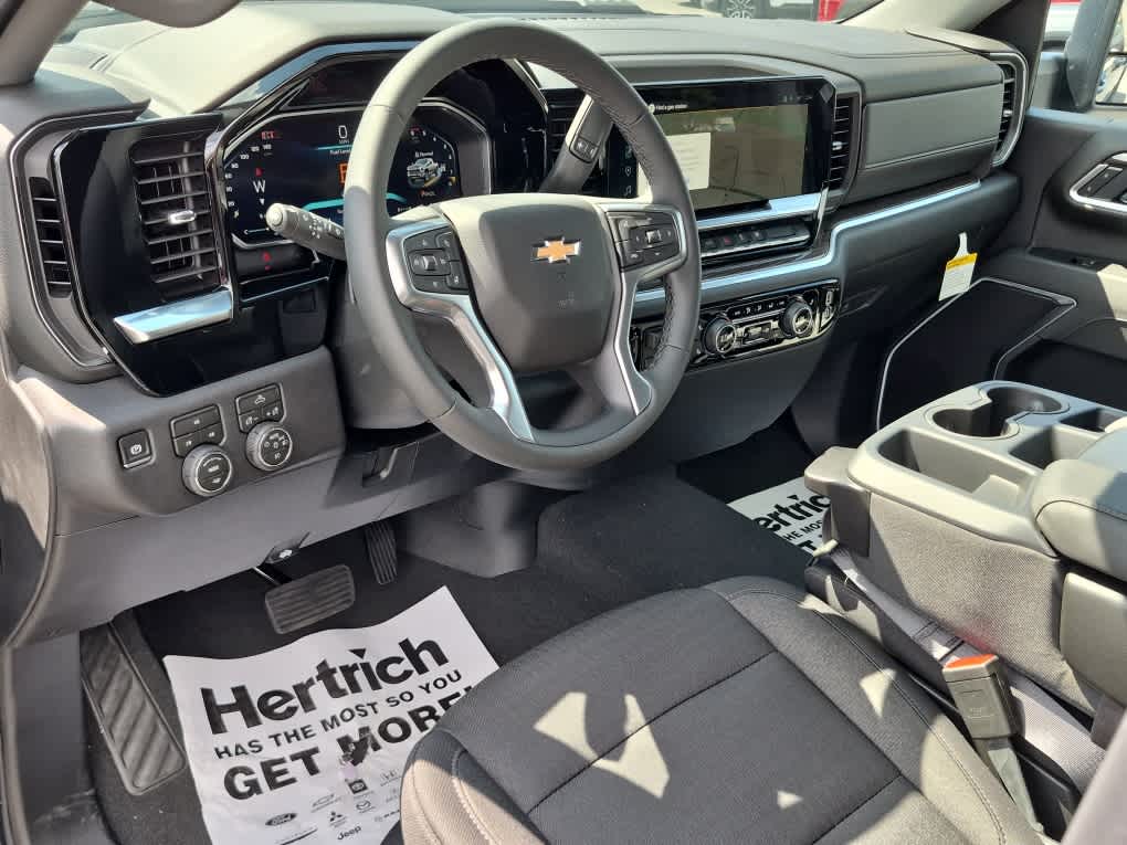 2026 Chevrolet Silverado 3500 HD LT - Photo 11