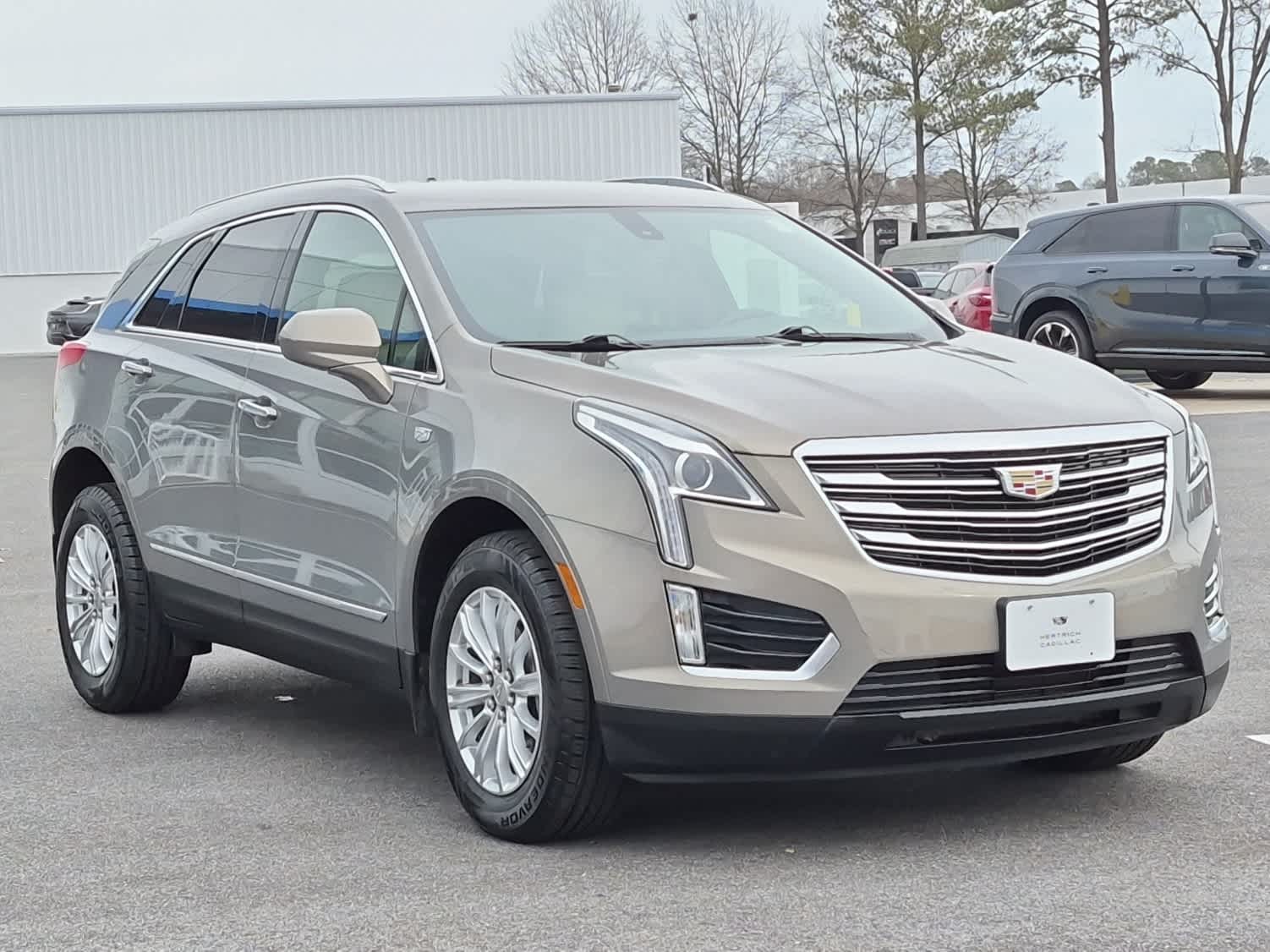 Used 2017 Cadillac XT5 Base with VIN 1GYKNARS9HZ325123 for sale in Salisbury, MD