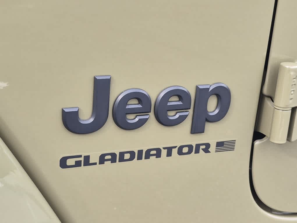 2025 Jeep Gladiator Willys - Photo 20