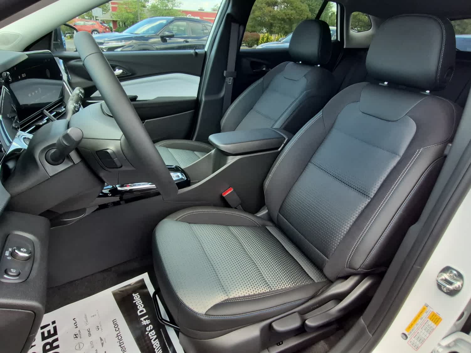 2026 Chevrolet Trax LT - Photo 10