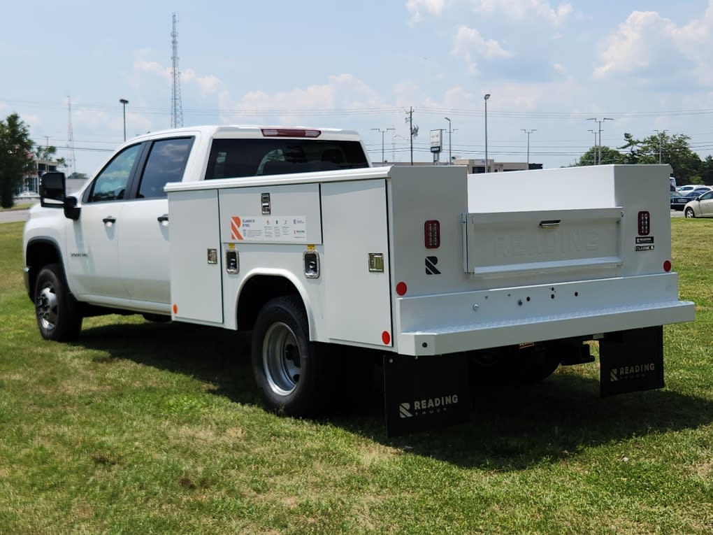 2024 Chevrolet Silverado 3500HD Work Truck photo 4