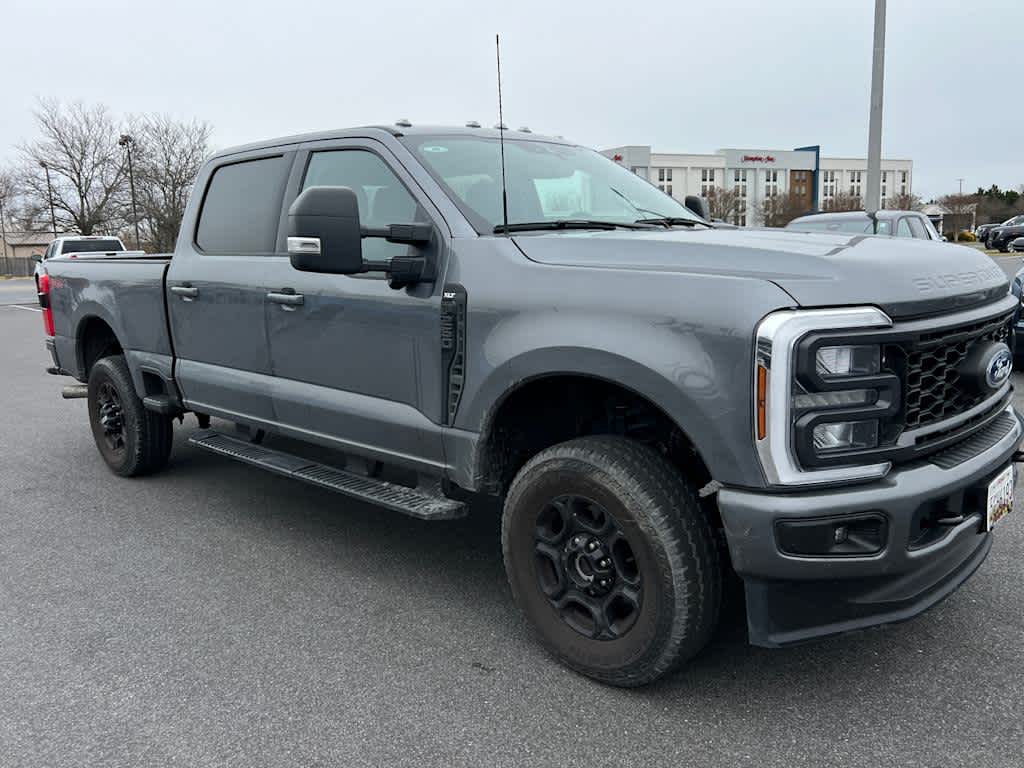 2024 Ford F-250 Super Duty XLT's photo